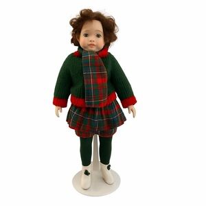 Vintage Avon 1991 Skating Party children’s Dream Collection Doll 9 inches Tall